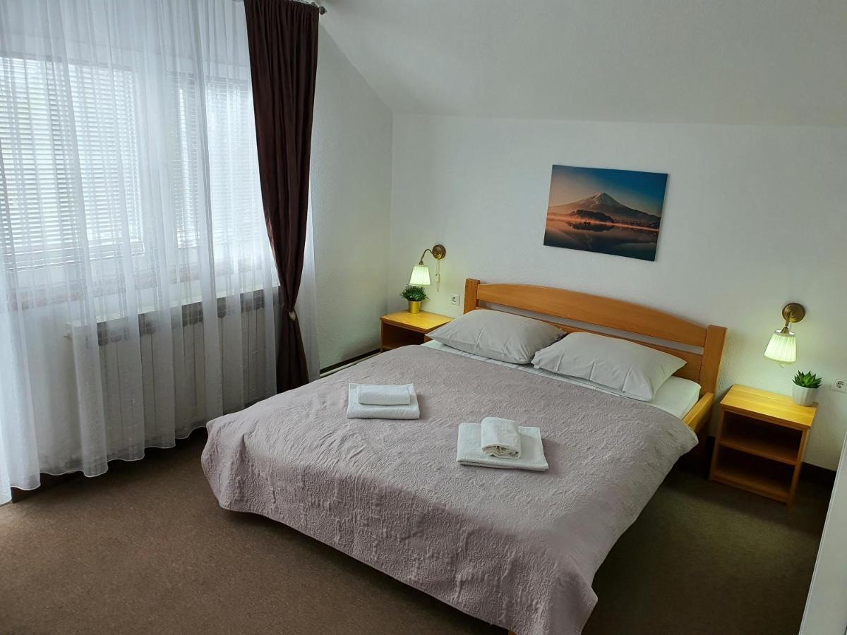 Guesthouse Kovacevic كورينيتسا المظهر الخارجي الصورة