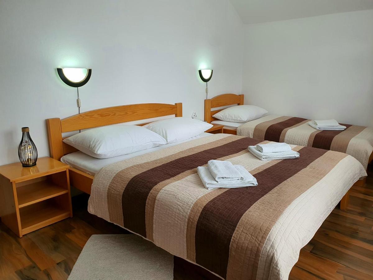 Guesthouse Kovacevic كورينيتسا المظهر الخارجي الصورة