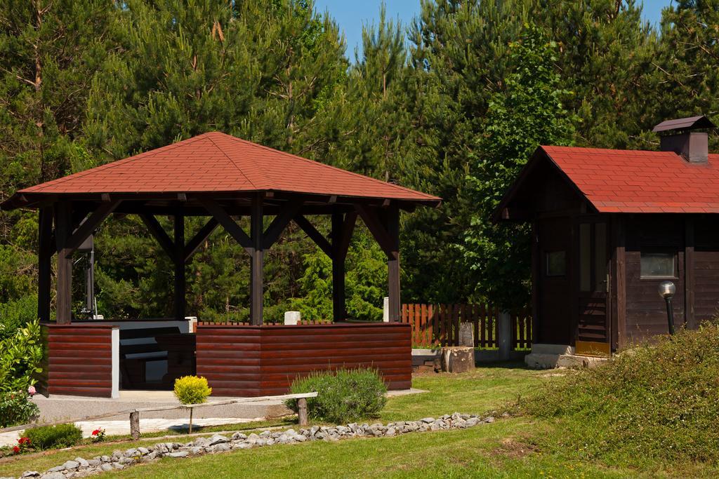 Guesthouse Kovacevic كورينيتسا المظهر الخارجي الصورة