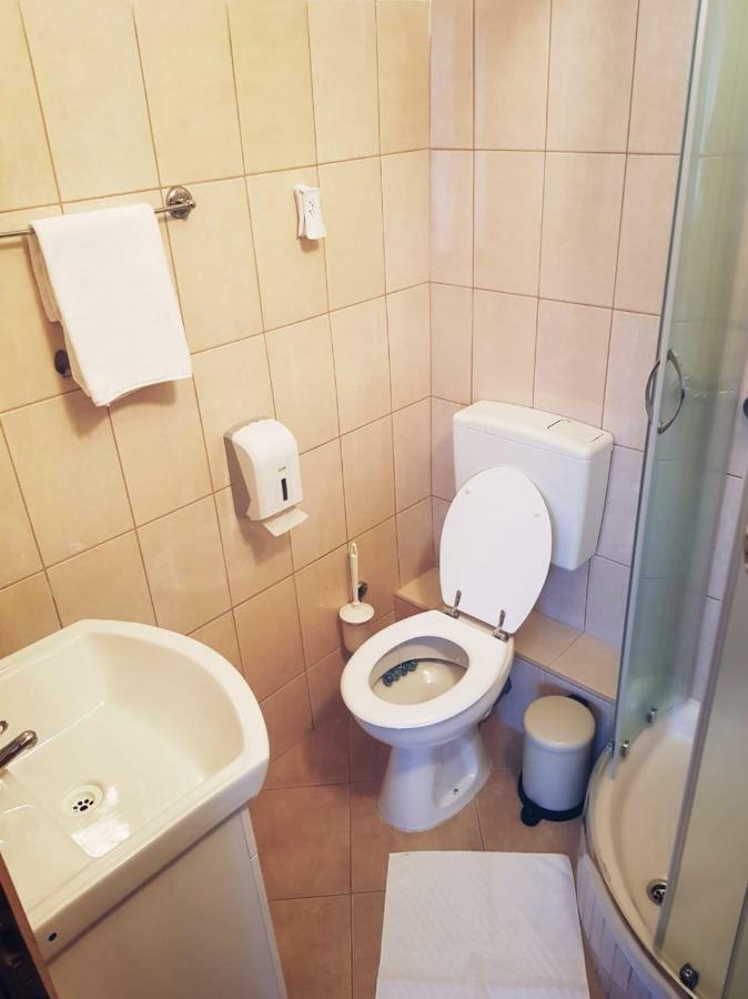 Guesthouse Kovacevic كورينيتسا المظهر الخارجي الصورة