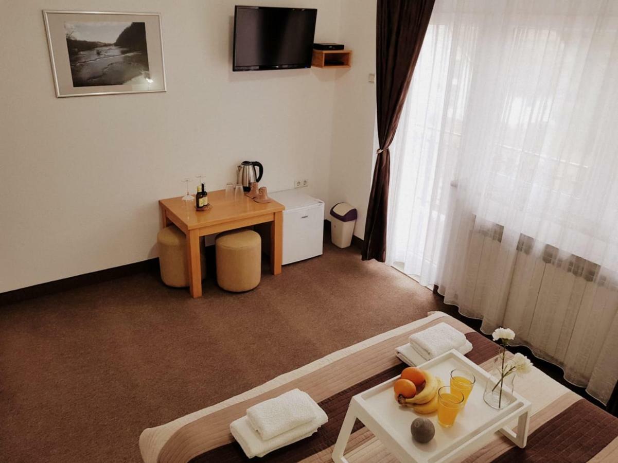 Guesthouse Kovacevic كورينيتسا المظهر الخارجي الصورة