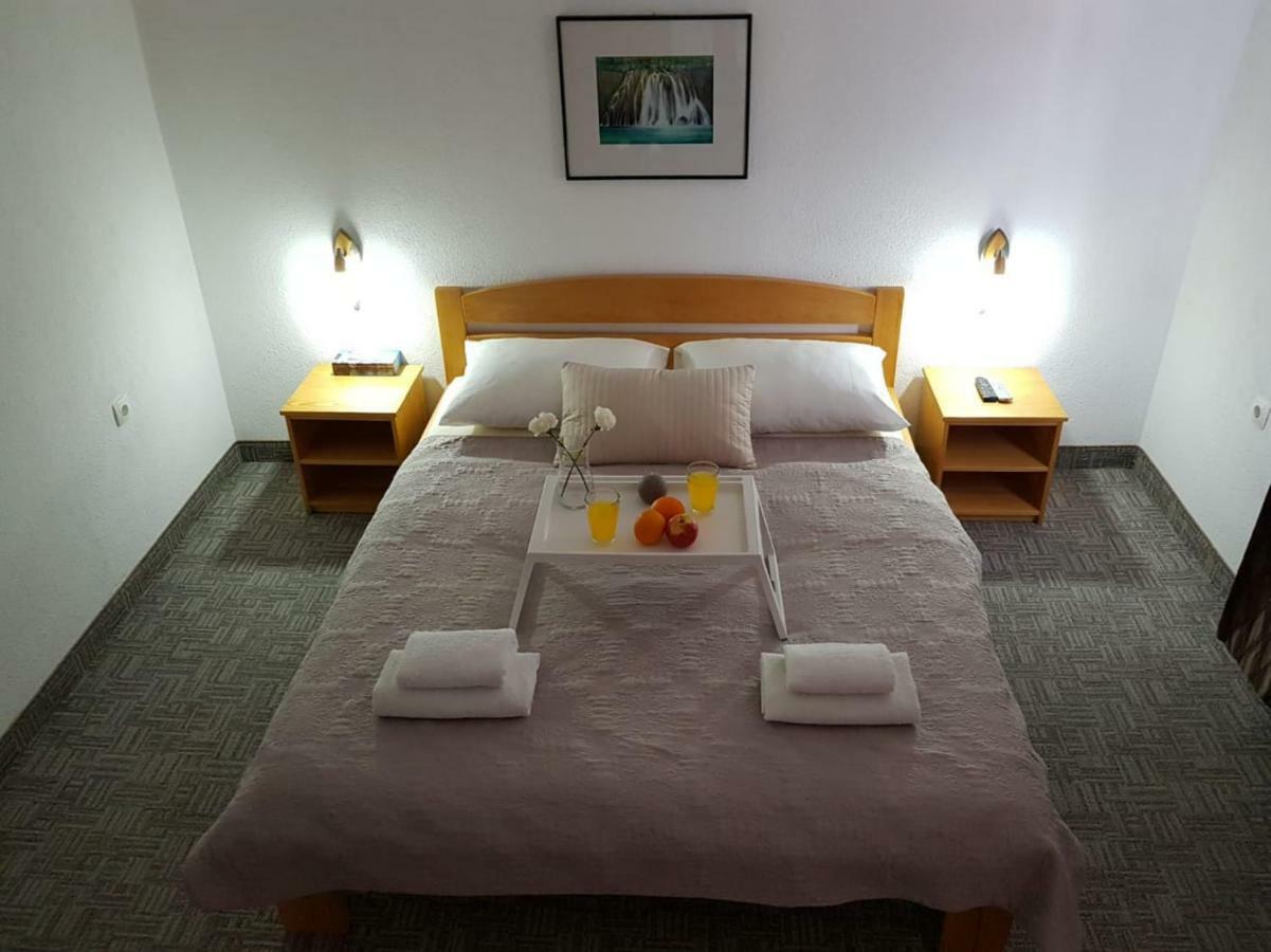 Guesthouse Kovacevic كورينيتسا المظهر الخارجي الصورة