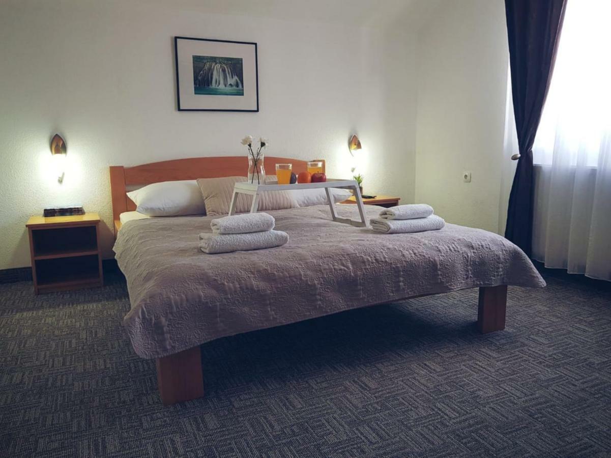Guesthouse Kovacevic كورينيتسا المظهر الخارجي الصورة